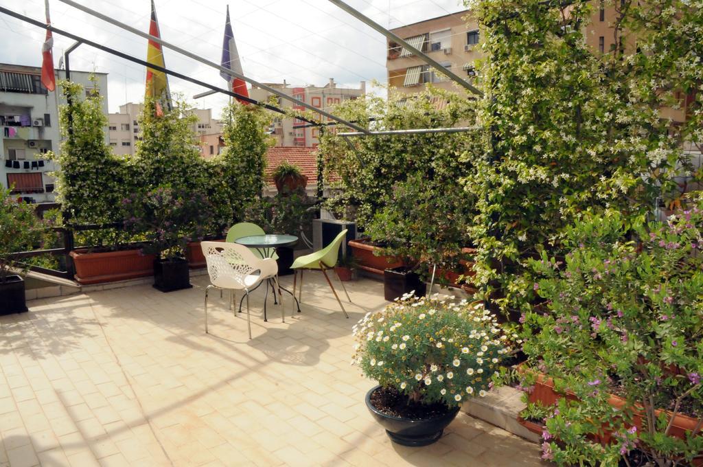 Hotel Serenity Tirana Exterior photo