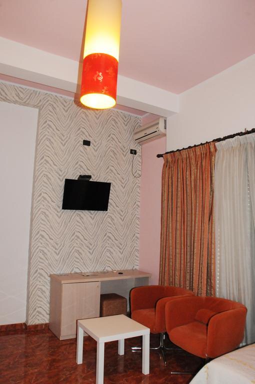 Hotel Serenity Tirana Exterior photo