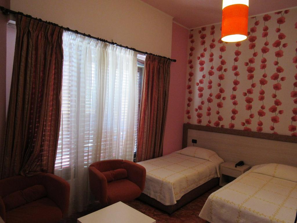 Hotel Serenity Tirana Exterior photo
