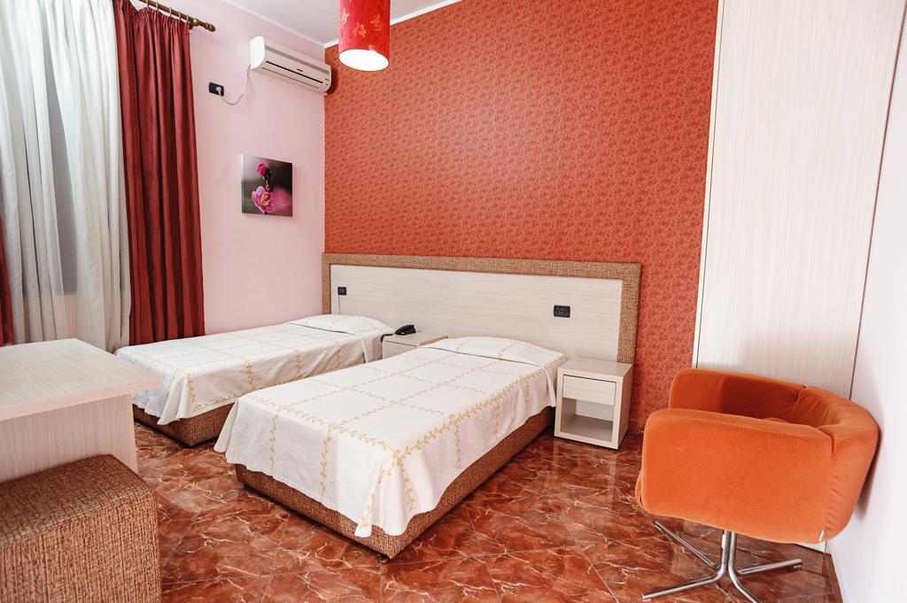 Hotel Serenity Tirana Exterior photo